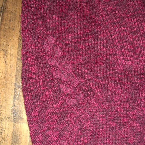 Express maroon sweater - Picture 2 of 3